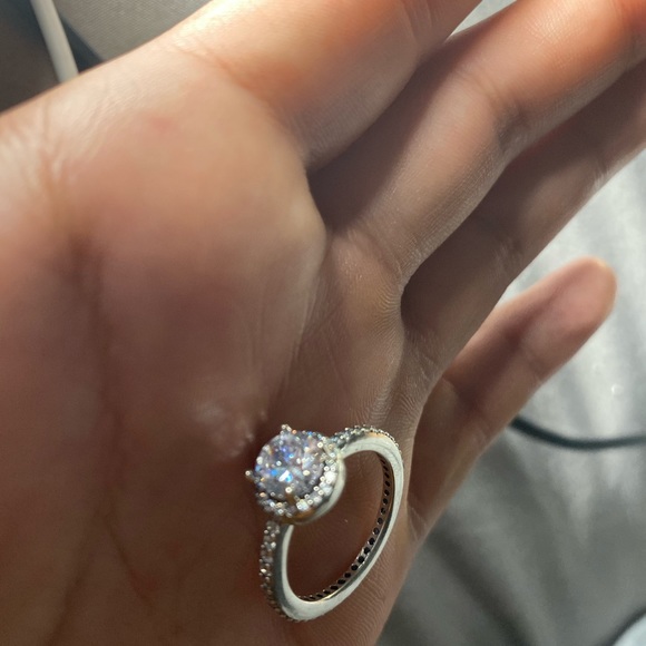 Pandora Ring - Picture 2 of 2